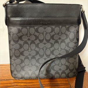 Coach Messenger bag